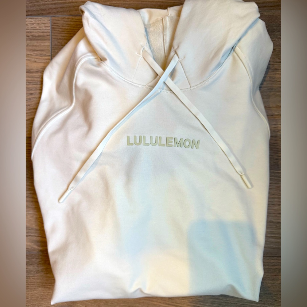 Lululemon men’s hoodie. Size M. Color is bone.